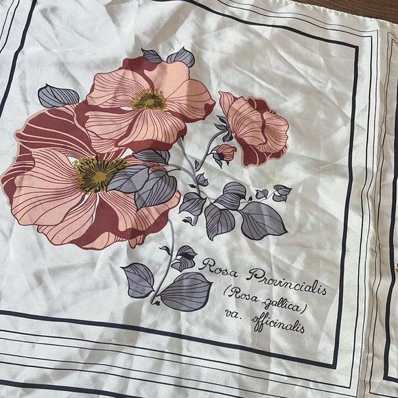 Vintage ECHO floral sulk scarf EUC - Picture 5 of 7